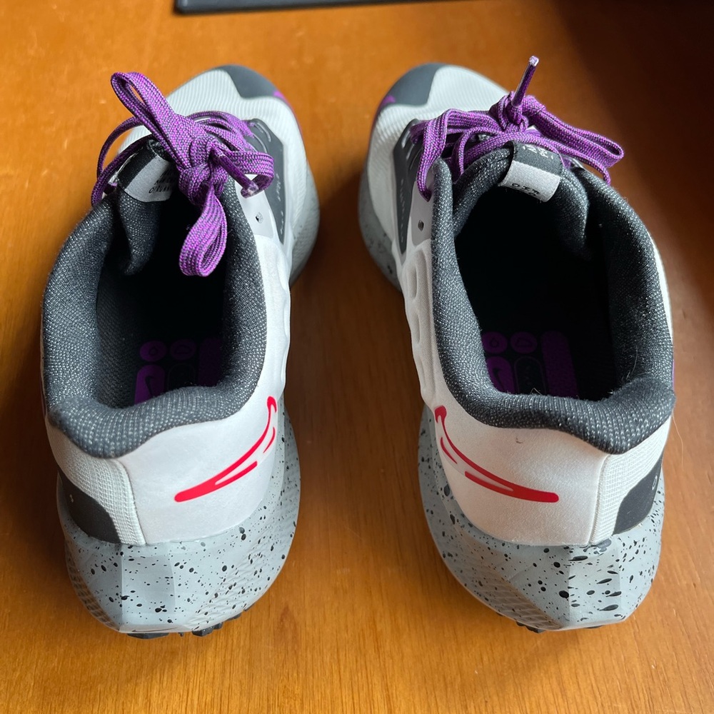 Nike Air Zoom Pegasus 39 Shield Women Shoes Vivid Purple DO7626-003 Size 7 - Picture 5 of 7